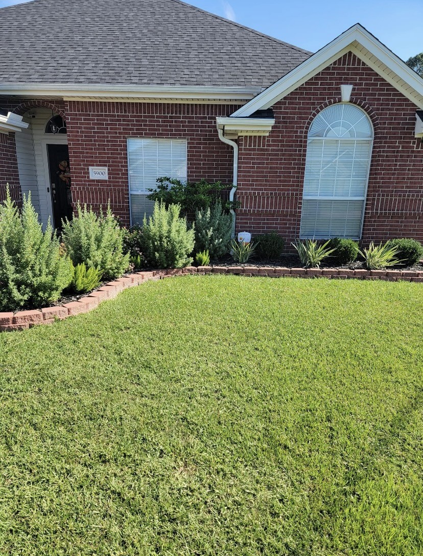 5900 Travis Lumberton TX 77657
