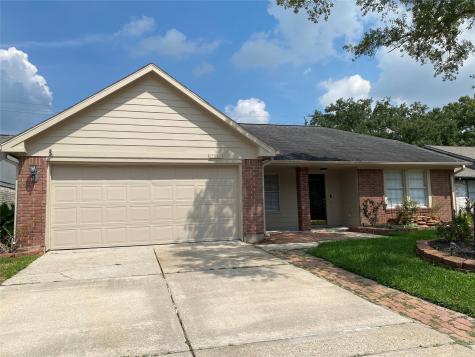 15823 Contender Lane Friendswood TX 77546