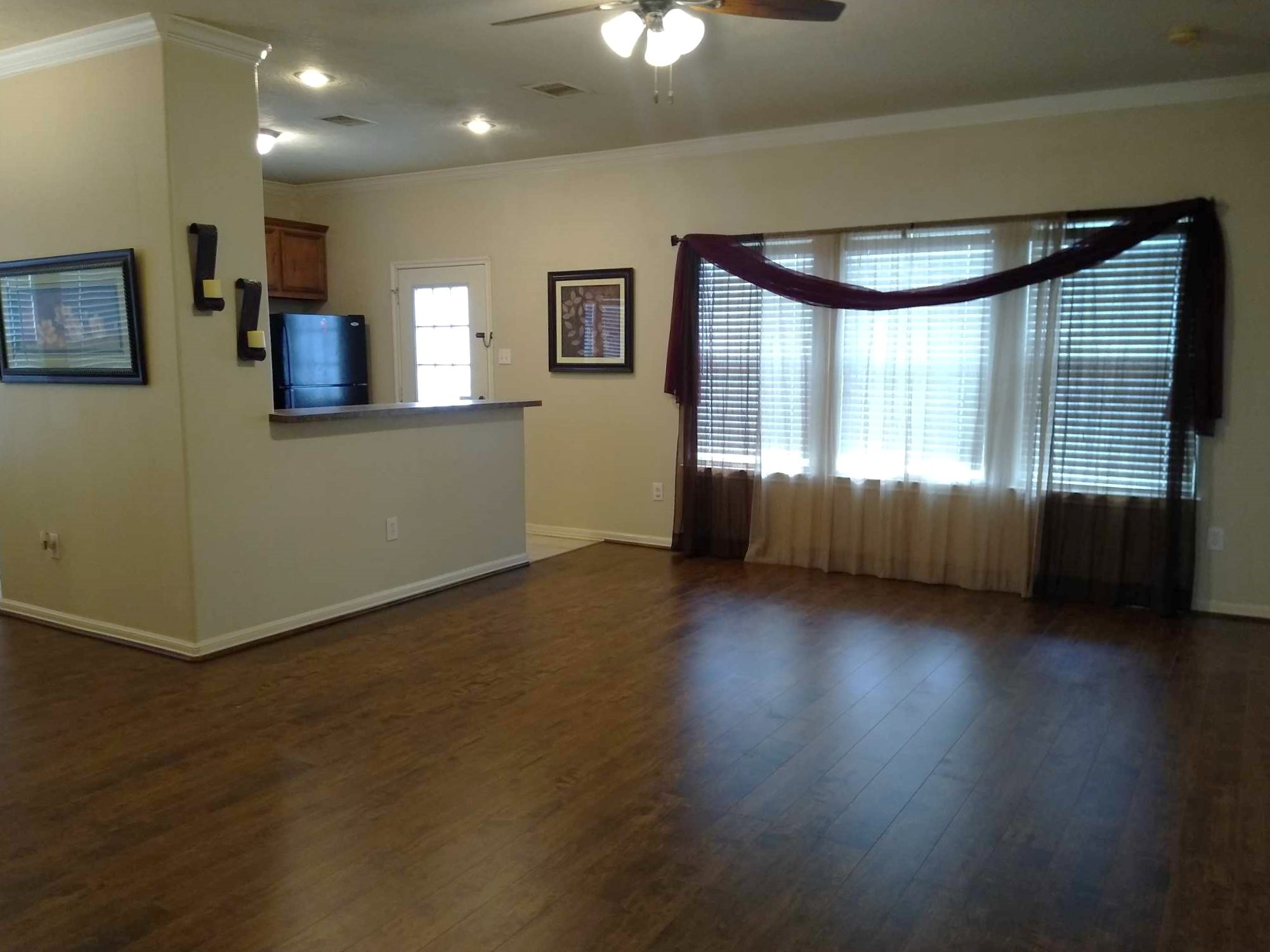 8530 Alsuma Street Houston TX 77029