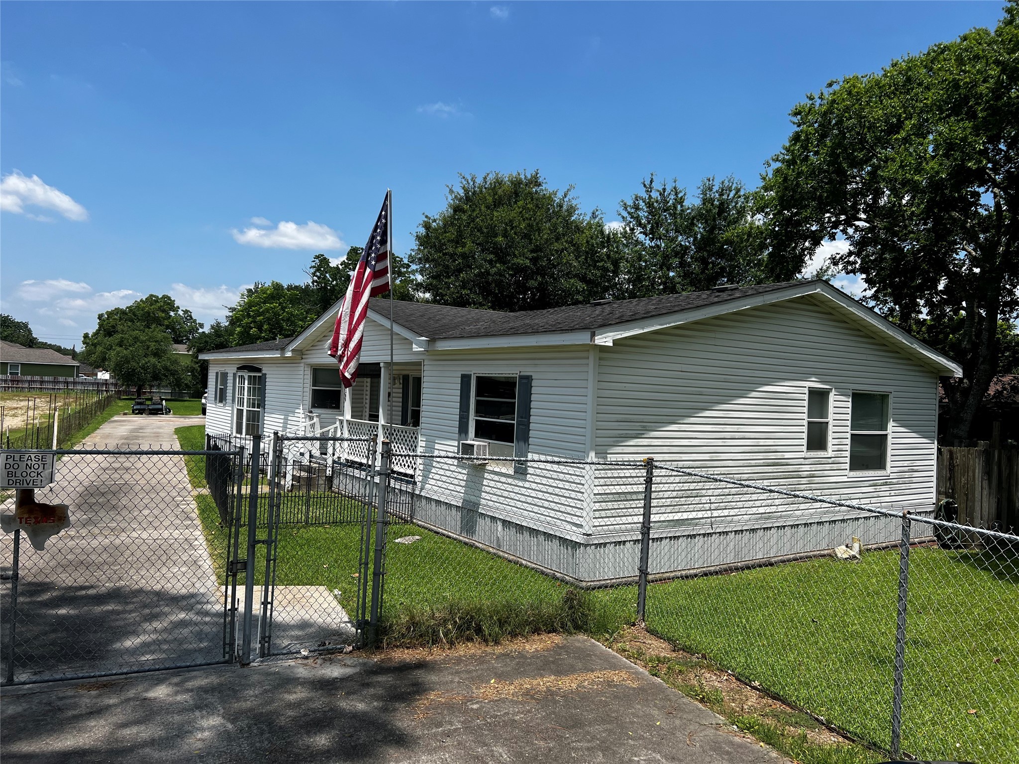 3306 Daisy Street Pasadena TX 77505