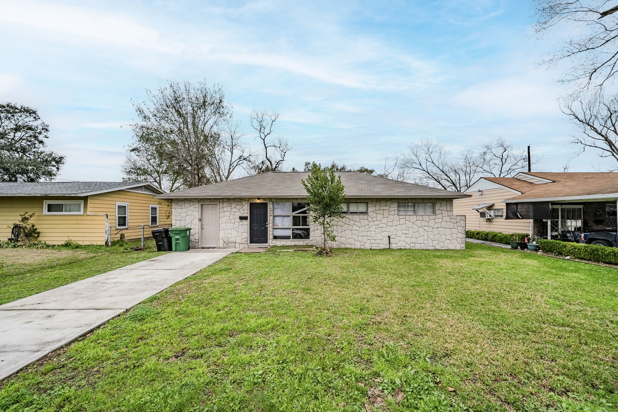 5743 Beldart Street Houston TX 77033