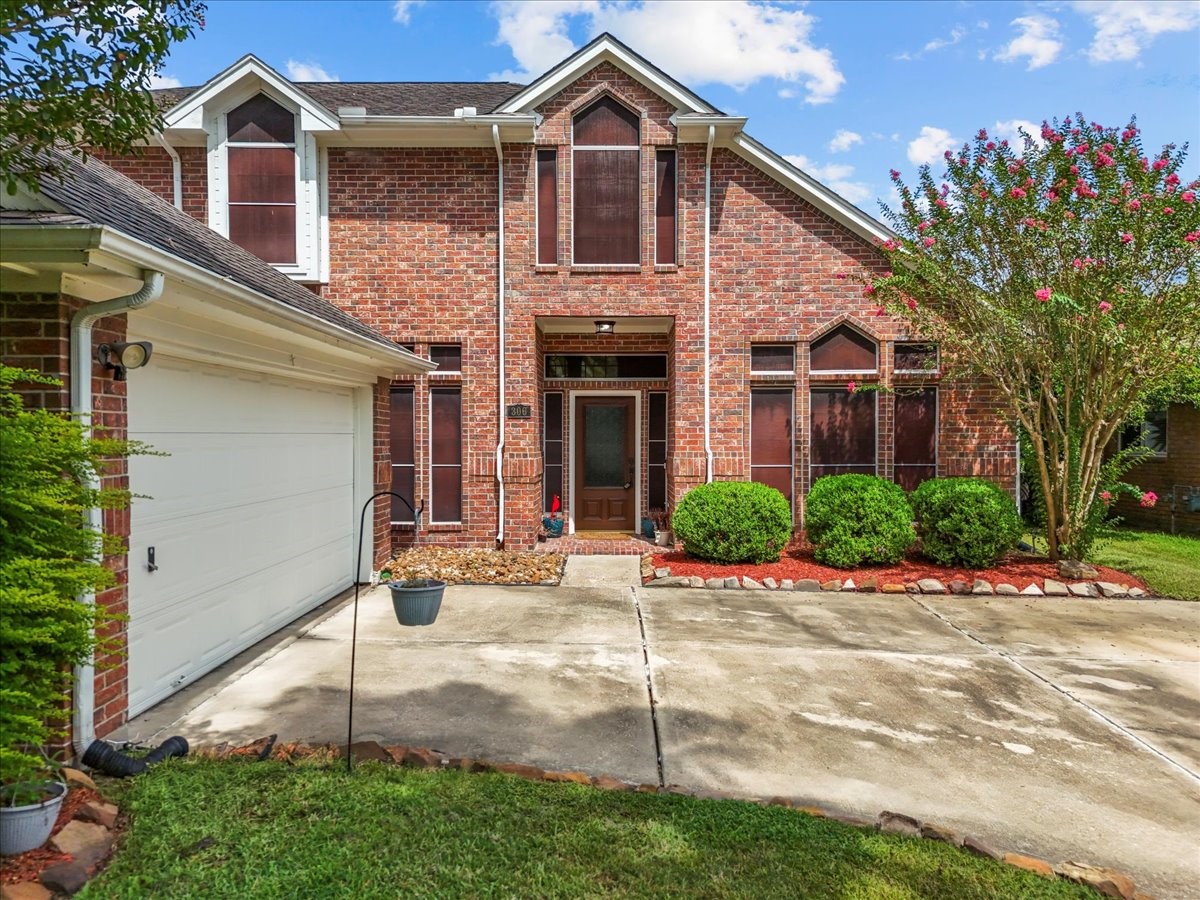 306 Vantage Pointe Circle League City TX 77573
