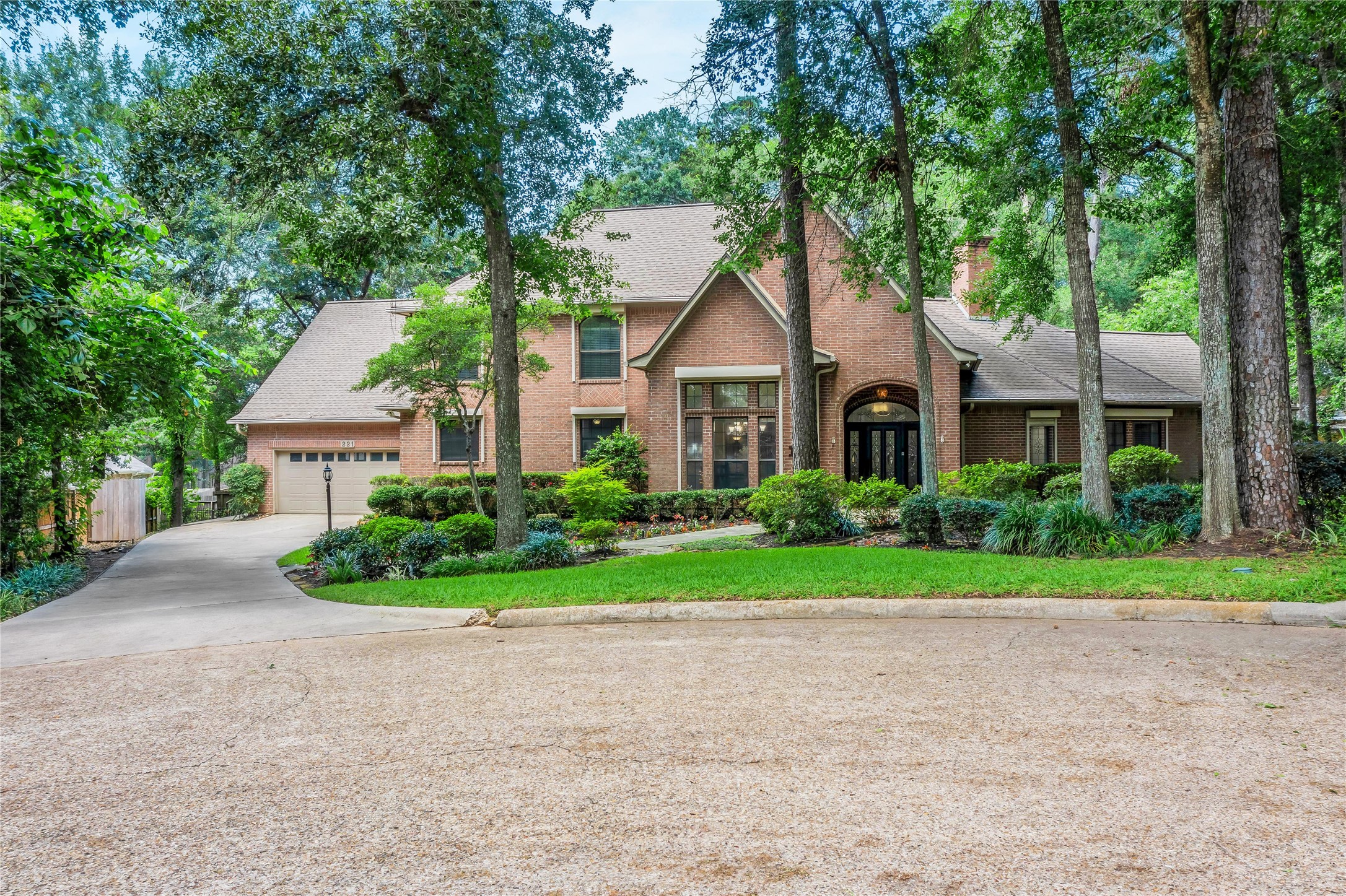221 Springs Edge Drive Montgomery TX 77356