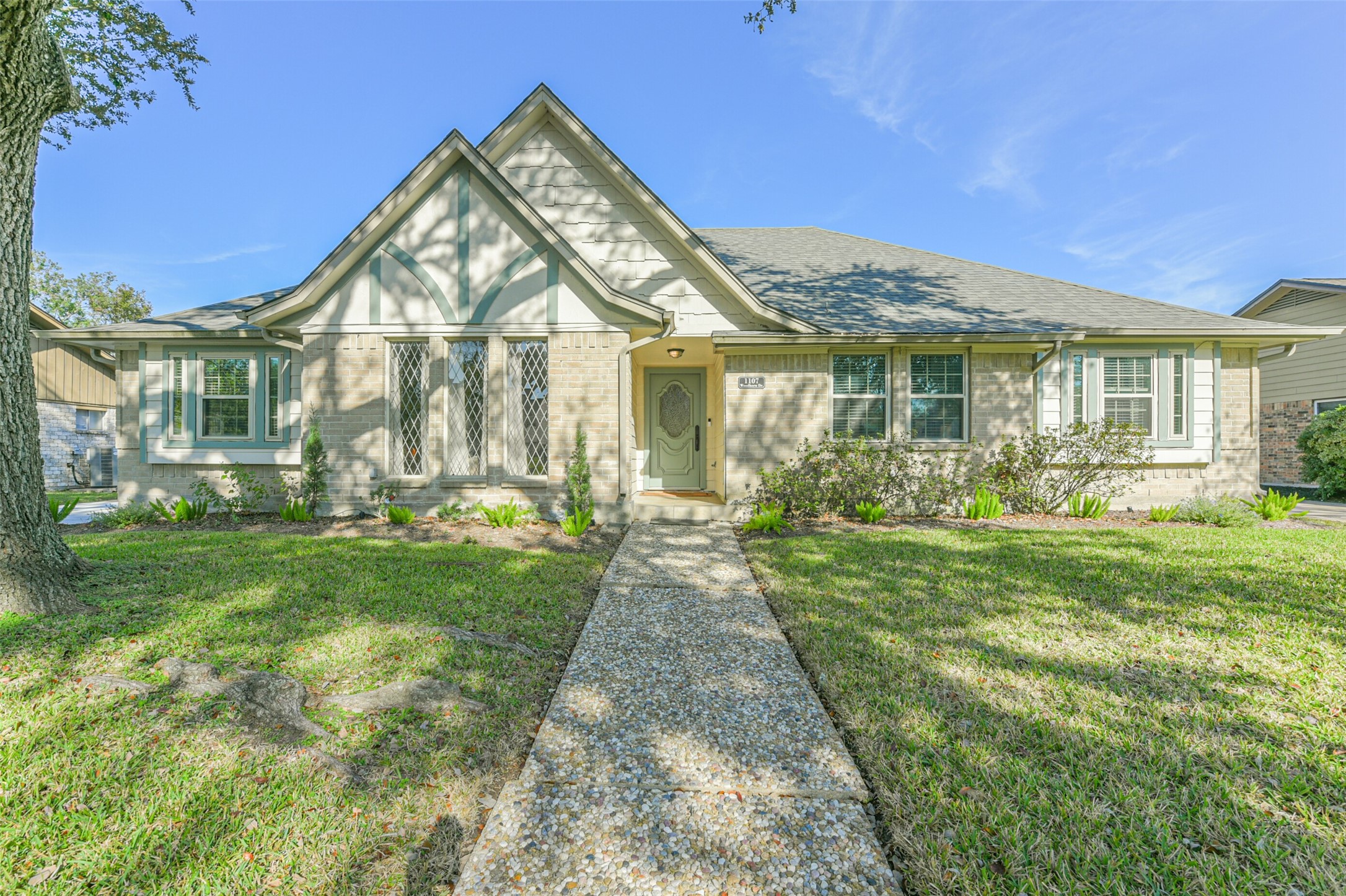 1107 Woodhorn Drive Houston TX 77062