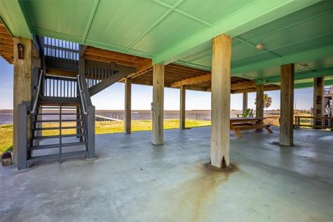 1040 N Gayle Street Gilchrist TX 77617