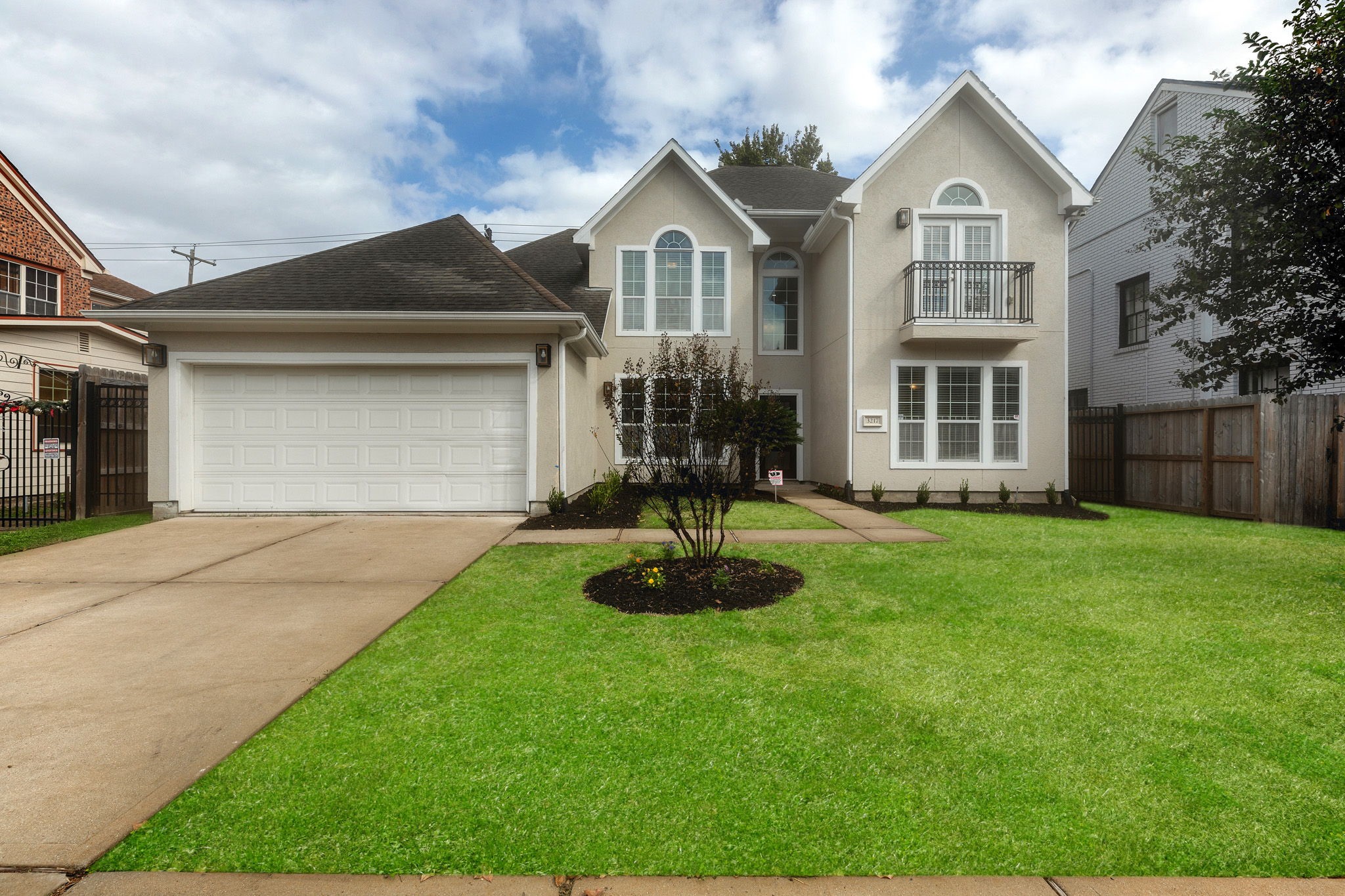 3217 Oakdale Street Houston TX 77004