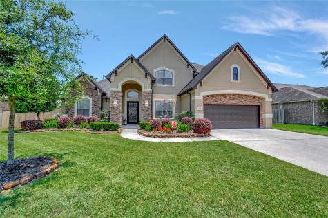 1736 Round Rock Street Friendswood TX 77546