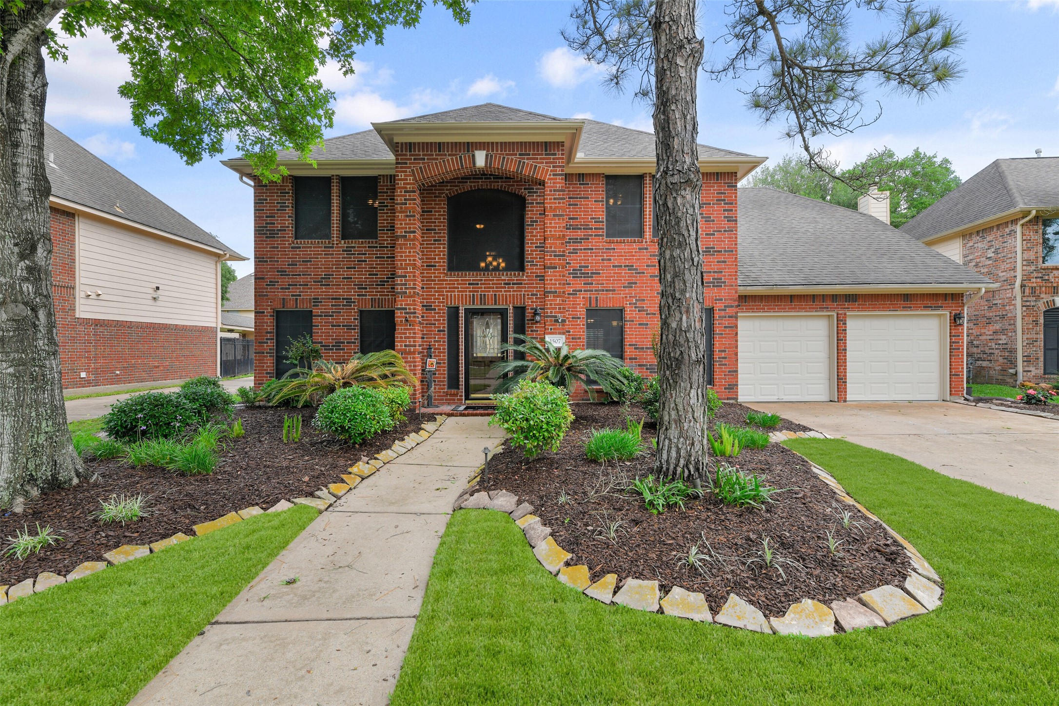 1507 Pine Ridge Lane Pearland TX 77581