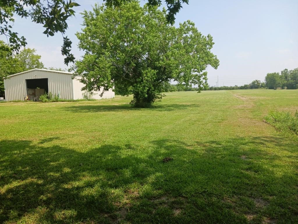 9831 N P Street La Porte TX 77571