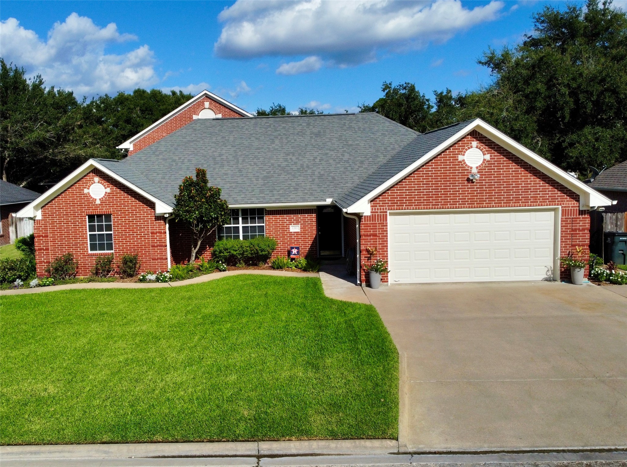 1311 Donna Drive El Campo TX 77437