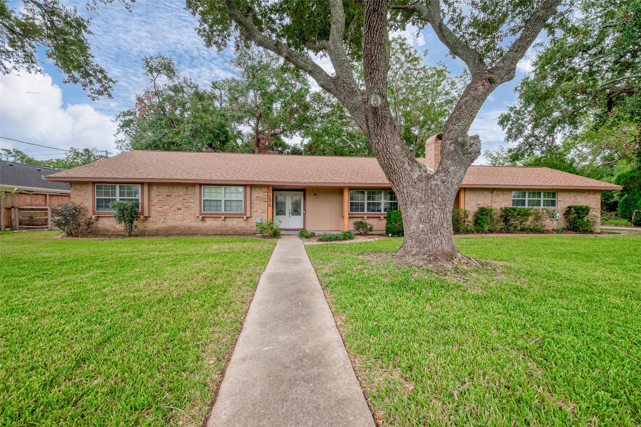 3636 Cadena Drive Pasadena TX 77504