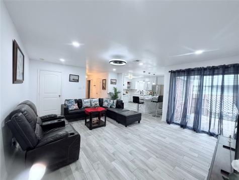 5420 Avenue O Galveston TX 77551