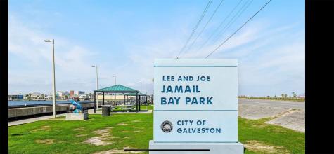 5420 Avenue O Galveston TX 77551