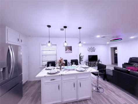 5420 Avenue O Galveston TX 77551