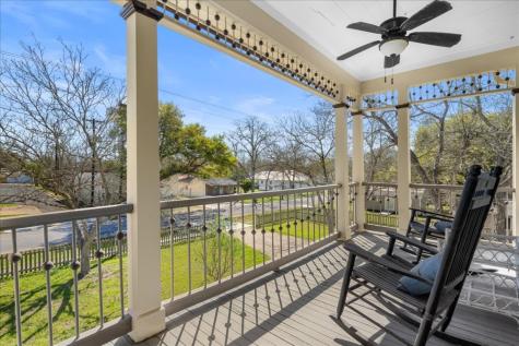 501 W Moore Moulton TX 77975