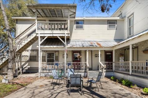 501 W Moore Moulton TX 77975