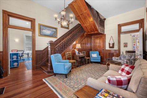 501 W Moore Moulton TX 77975