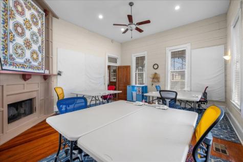 501 W Moore Moulton TX 77975