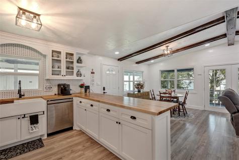 354 Edgewater Way Point Blank TX 77364