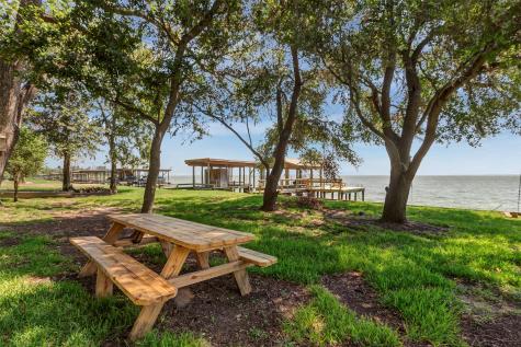 354 Edgewater Way Point Blank TX 77364