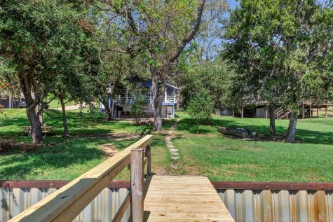 354 Edgewater Way Point Blank TX 77364