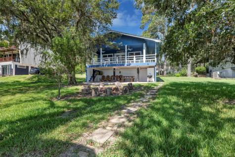 354 Edgewater Way Point Blank TX 77364