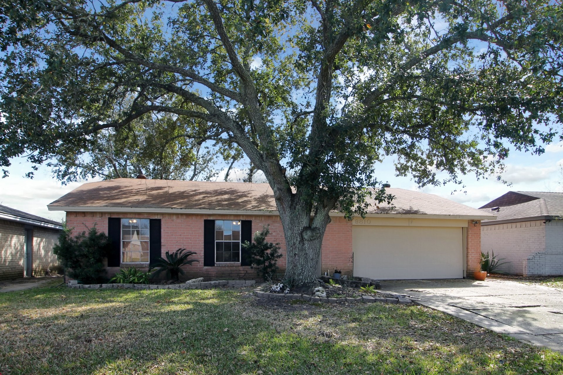 9810 Blue Bird Street La Porte TX 77571