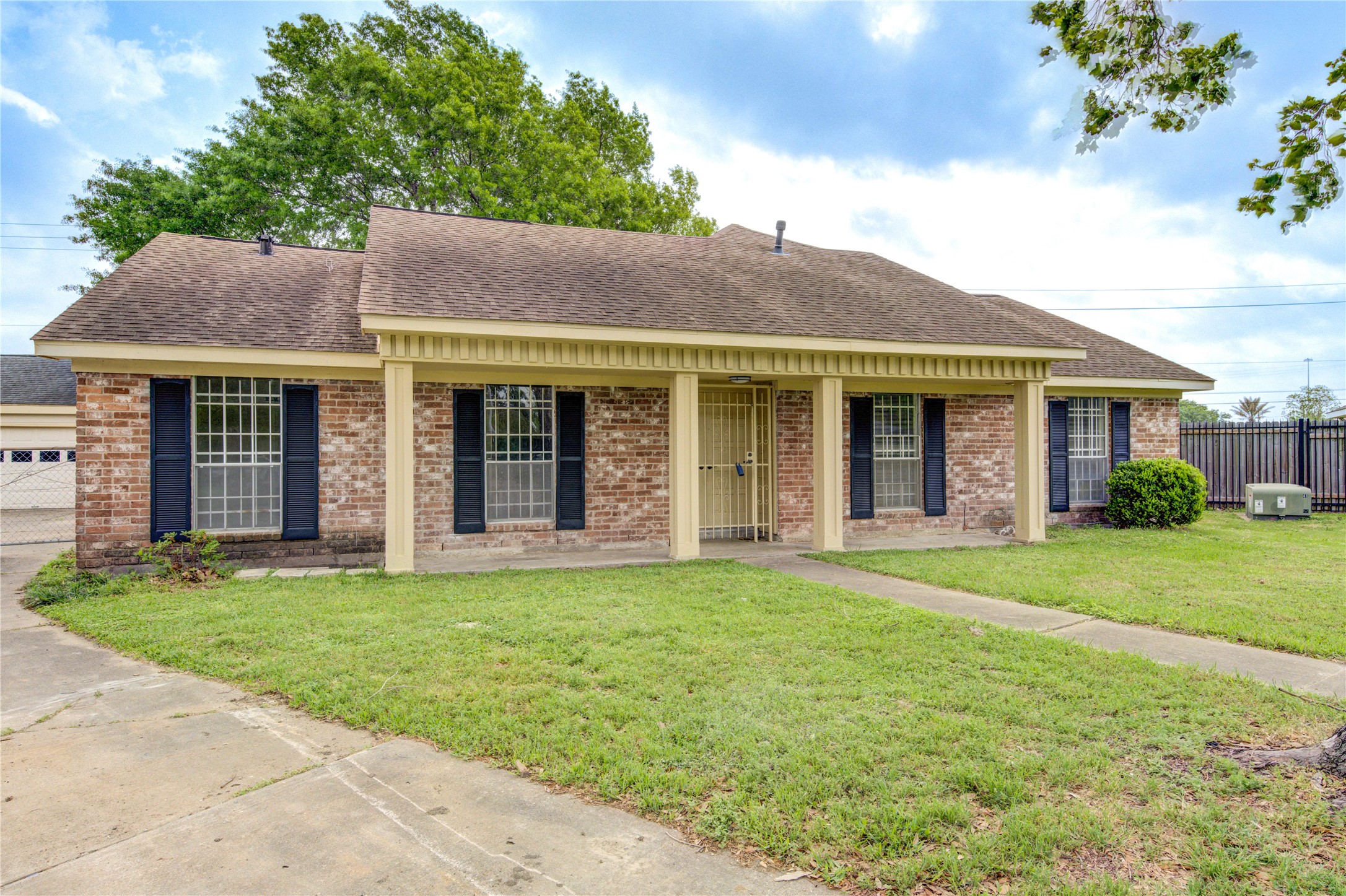 10502 Adamsborough Drive Houston TX 77099
