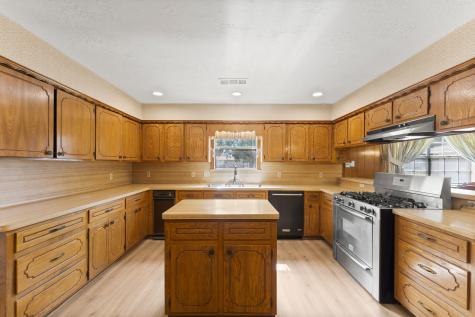 2810 Lilac Street Pasadena TX 77503