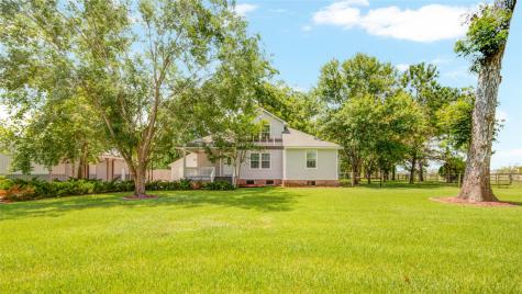 238 Horse Shoe Trail Angleton TX 77515