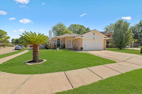 8303 Royal Grove Court Houston TX 77083