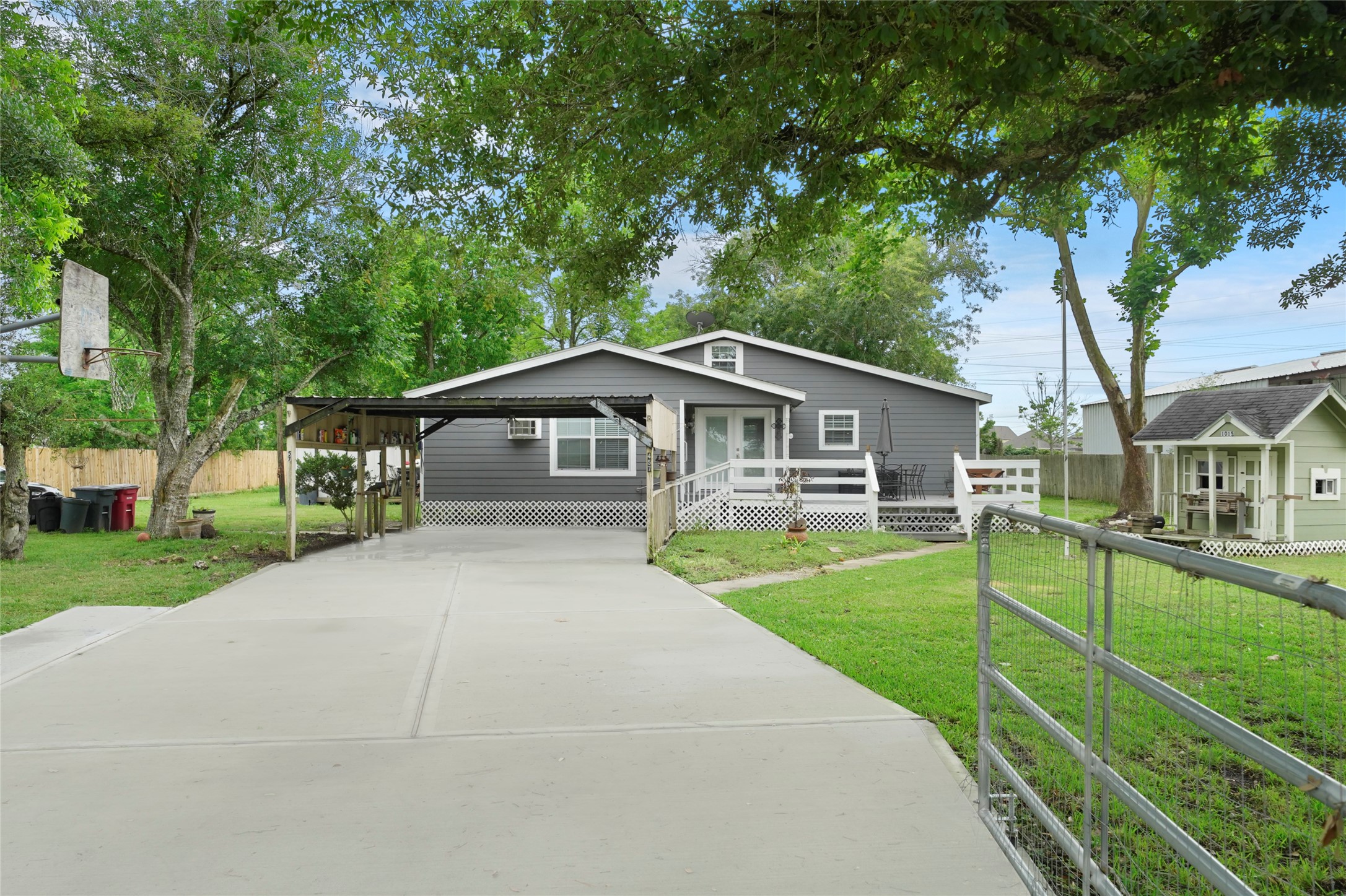 457 County Road 296 Alvin TX 77511