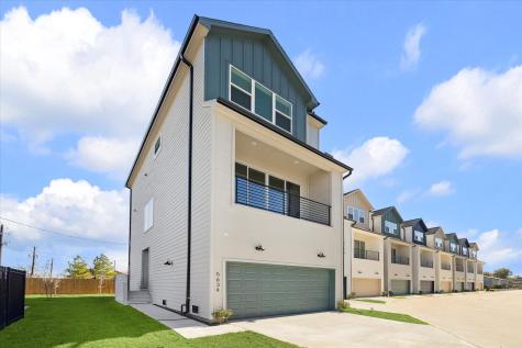 5630 Camino Encantado Drive Houston TX 77091
