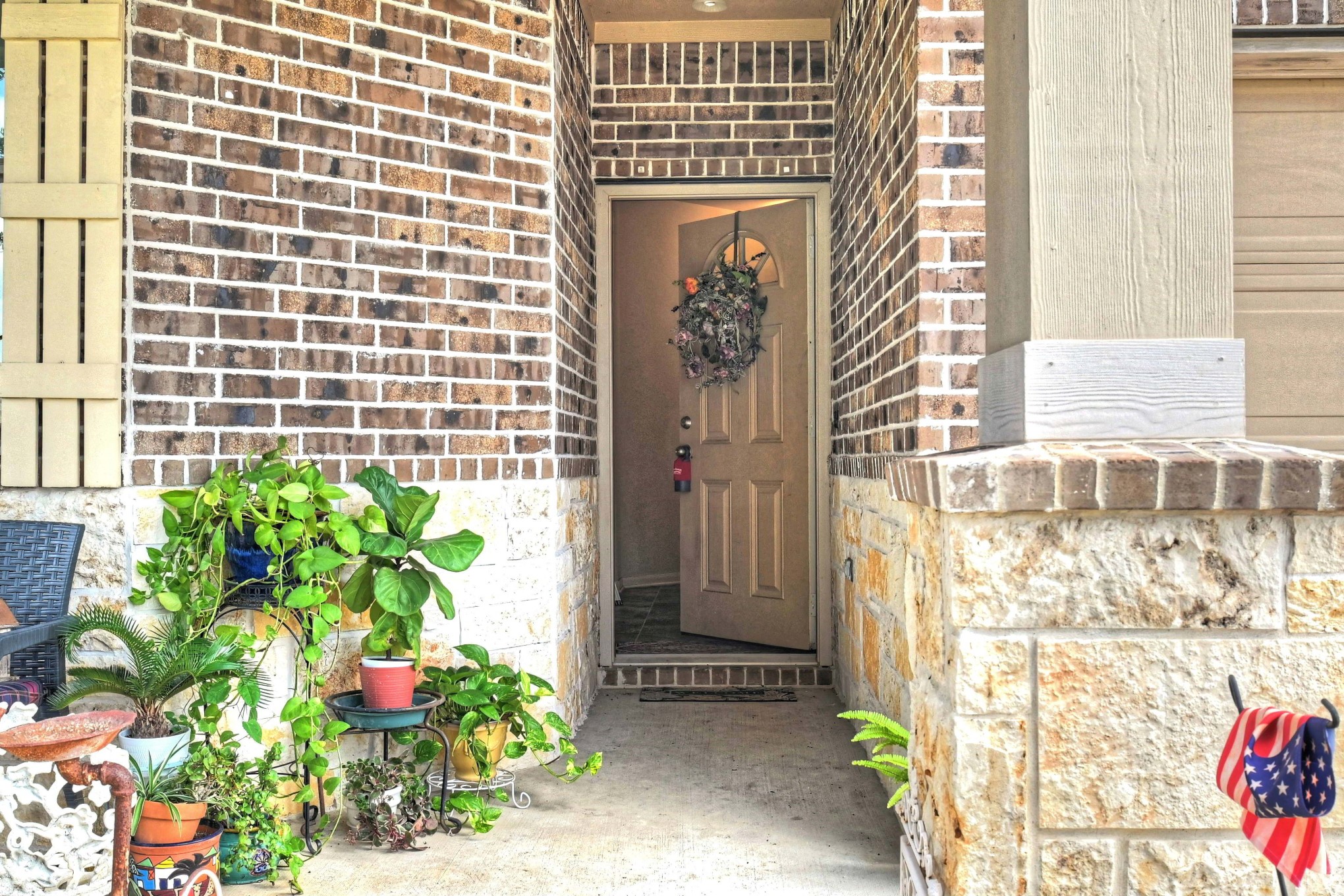 138 Country Crossing Circle Magnolia TX 77354
