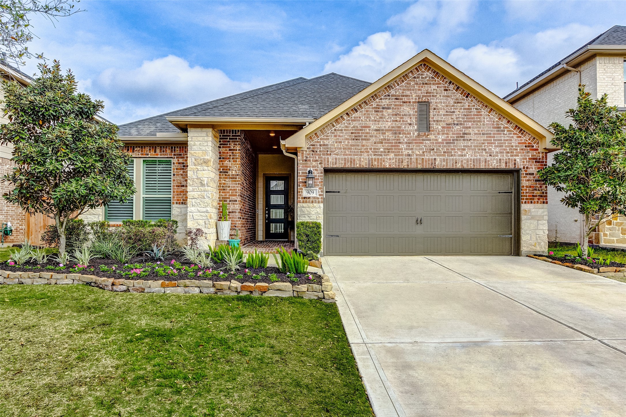 909 Lunar View Court Katy TX 77493