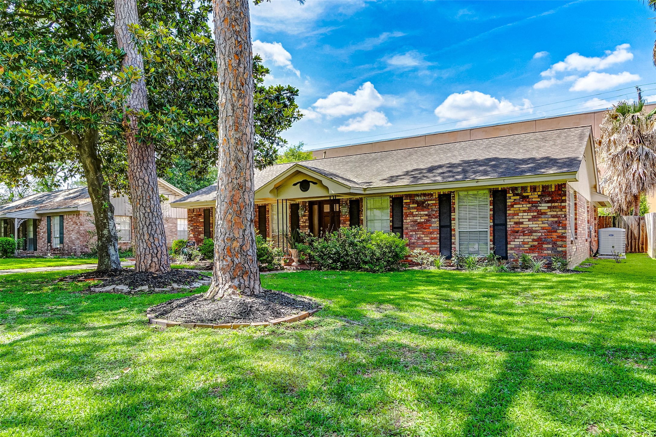 9618 Val Verde Street Houston TX 77063
