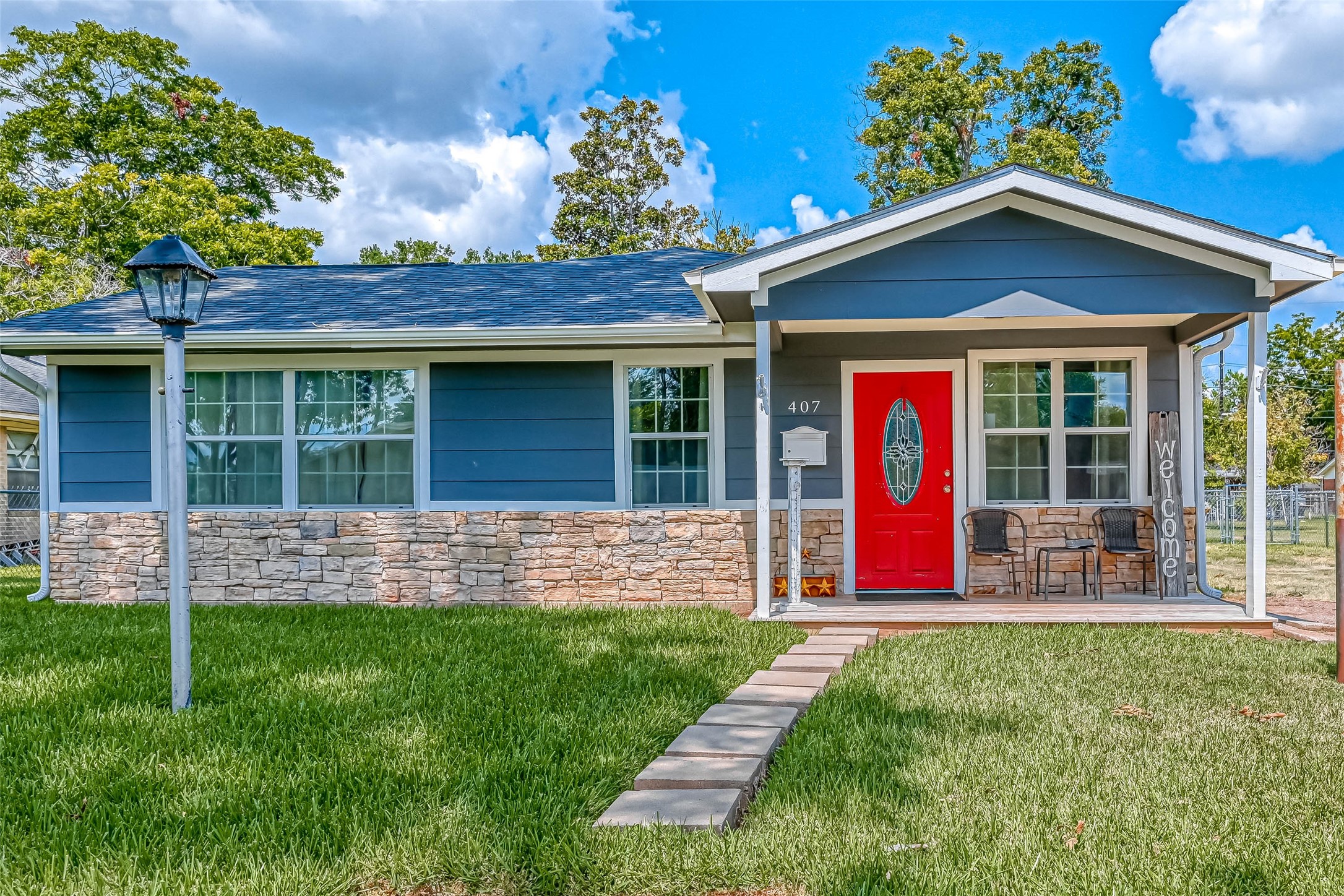 407 Ash Street Sugar Land TX 77498