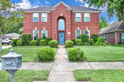1915 Canyon Creek Court Pearland TX 77581