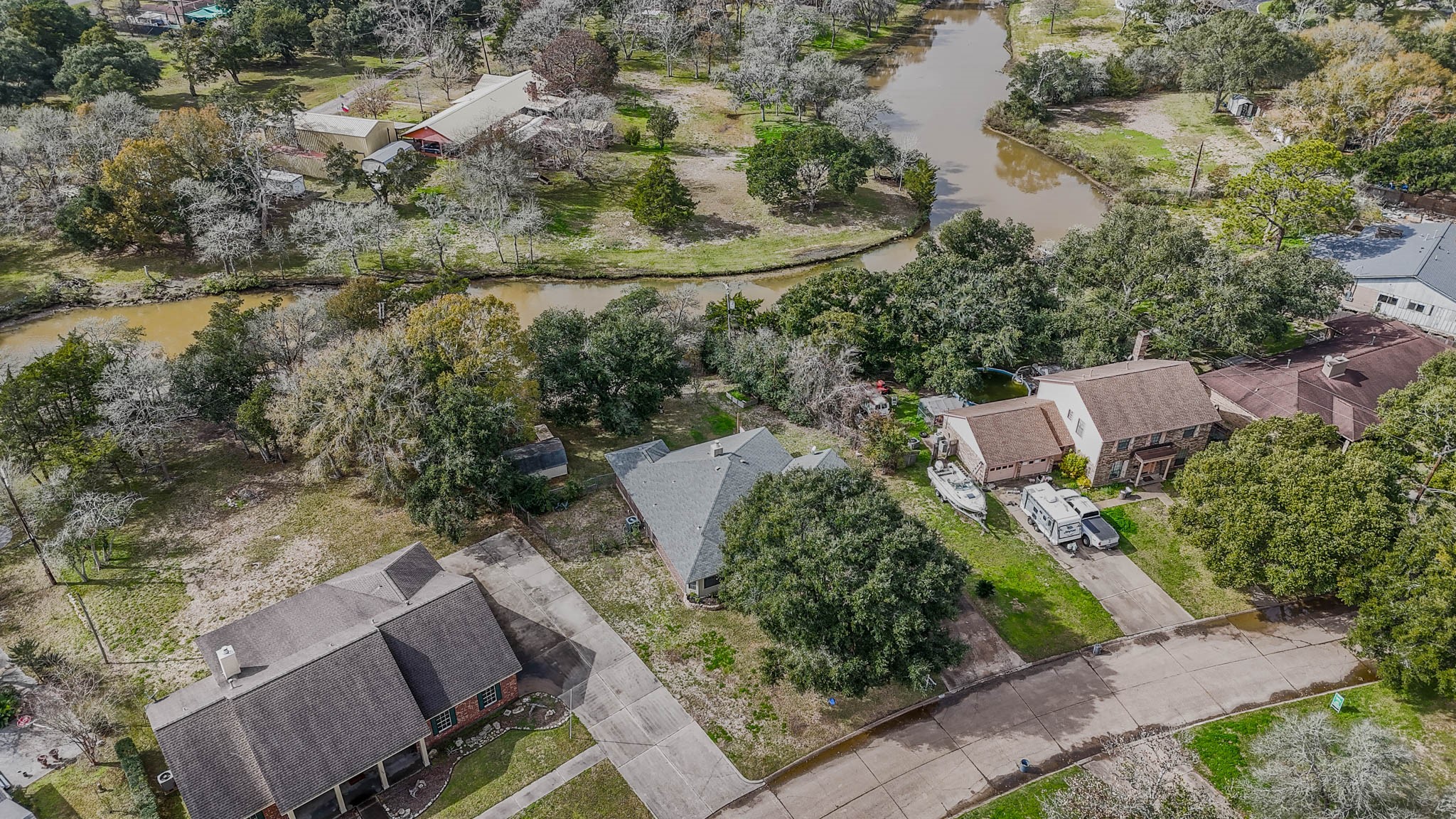 111 Bayou Glen Street Hitchcock TX 77563