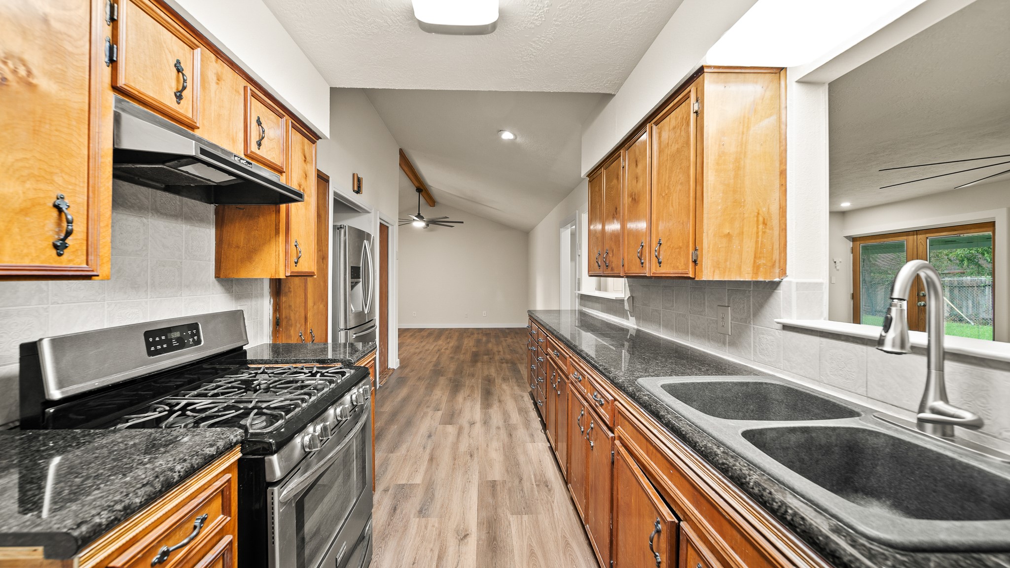 735 Brookview Street Channelview TX 77530