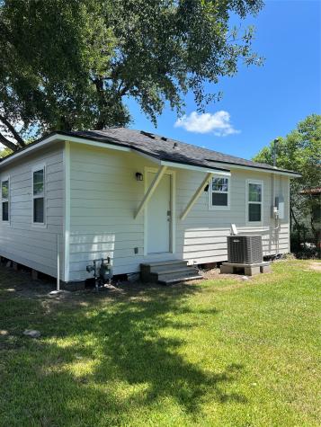3001 Austin Street Orange TX 77630