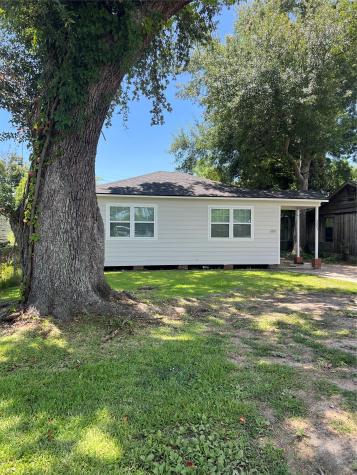 3001 Austin Street Orange TX 77630
