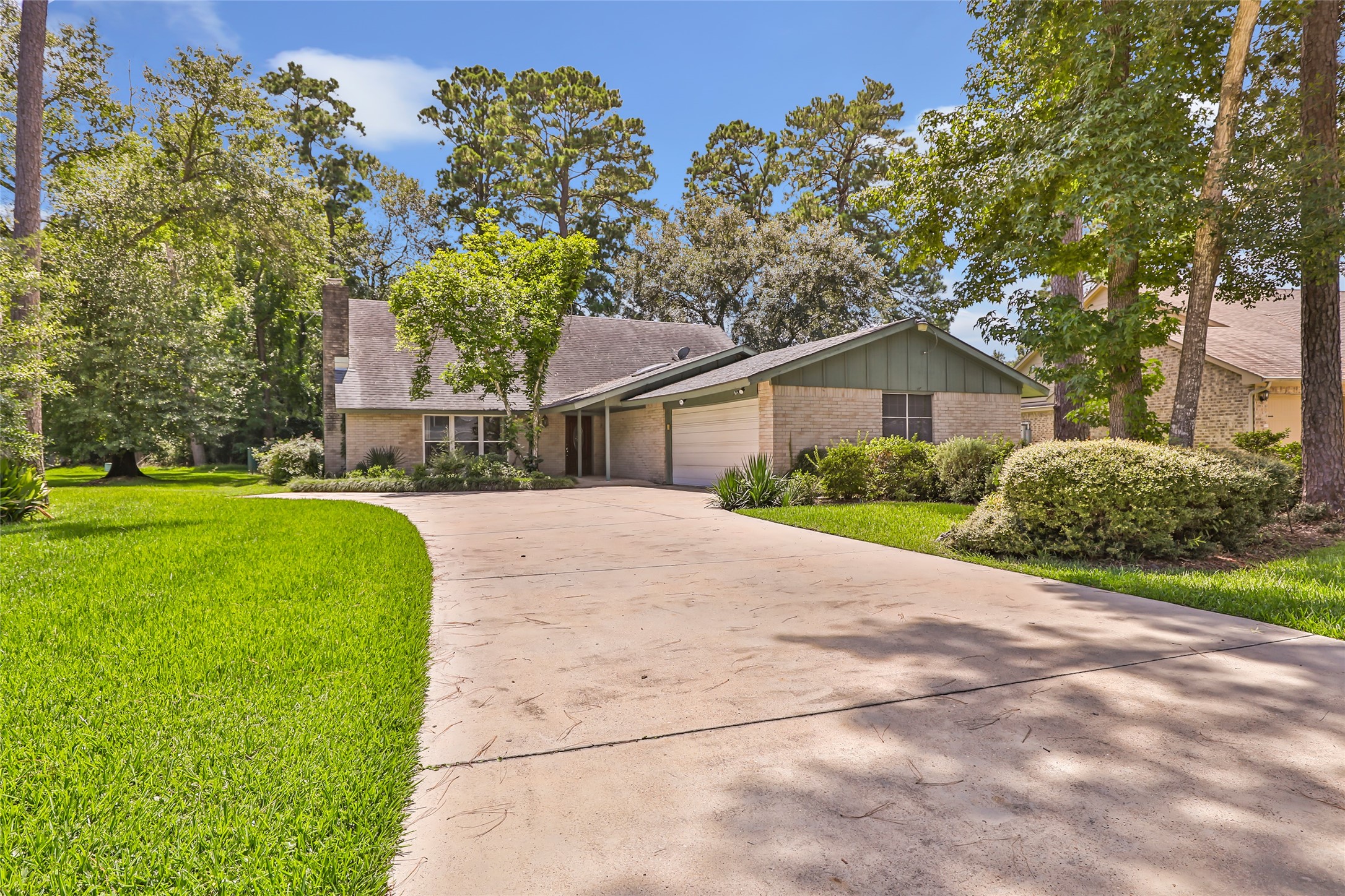 16027 Broadwater Drive Crosby TX 77532