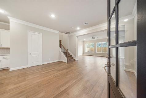 1650 Castle Court Houston TX 77006