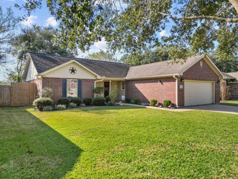 11911 Santa Fe Trail Santa Fe TX 77510