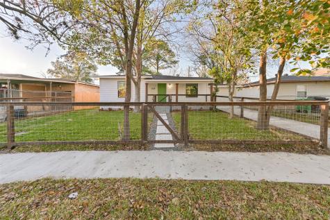 2218 Rainbow Drive Houston TX 77023