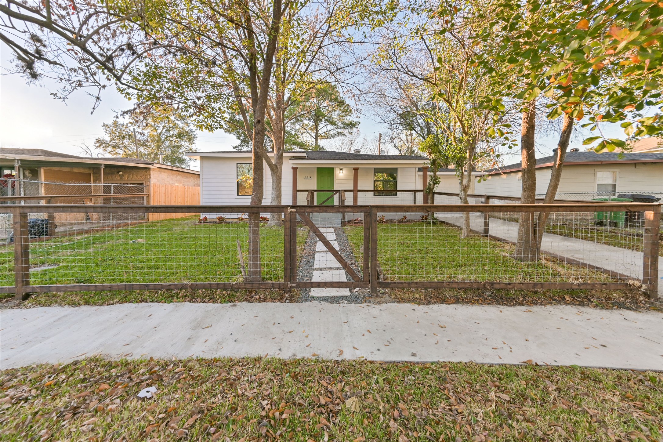 2218 Rainbow Drive Houston TX 77023