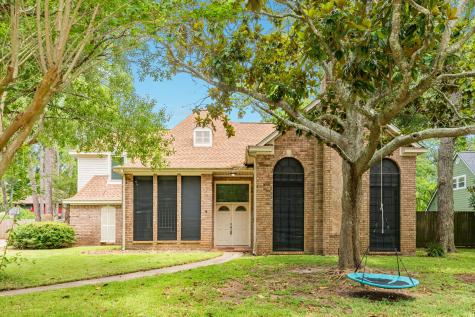 108 Sequoia Street Lake Jackson TX 77566