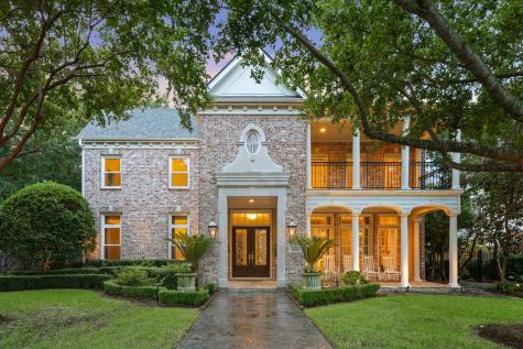 11618 Green Oaks Street Houston TX 77024