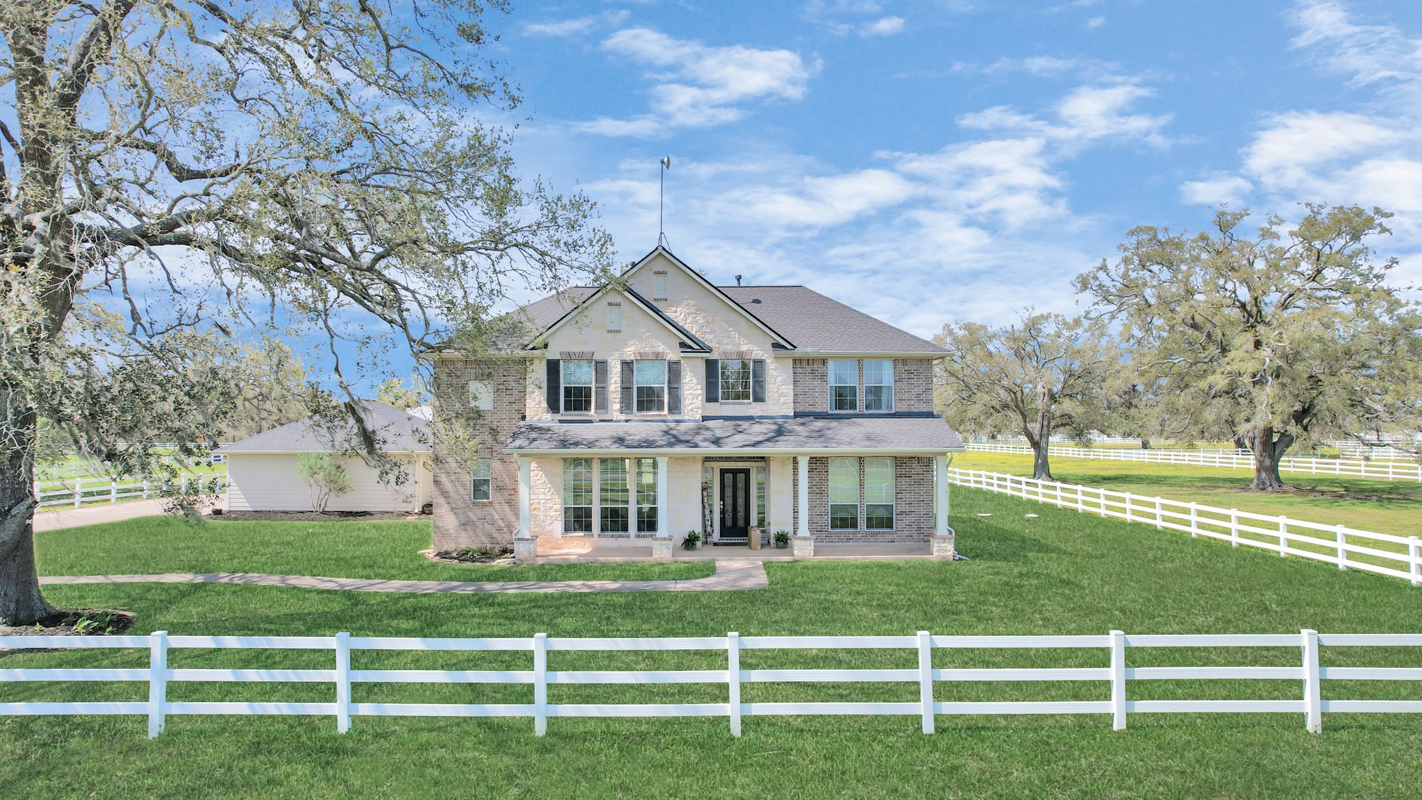 1110 Indian Ridge Rosharon TX 77583